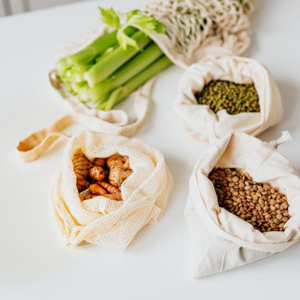 7+ Genius Tips for Growing Garlic Indoors: Your Complete Guide