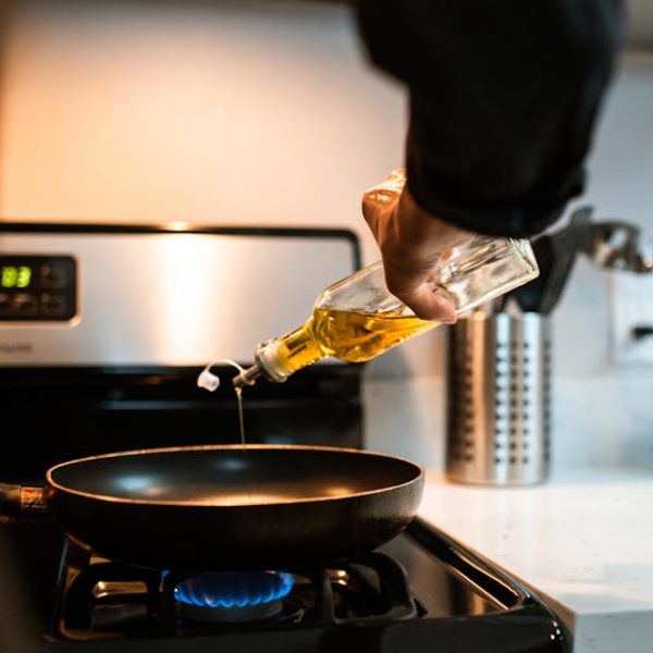 Unlock Hair Growth: Effective Neem Oil Uses for Stronger Hair