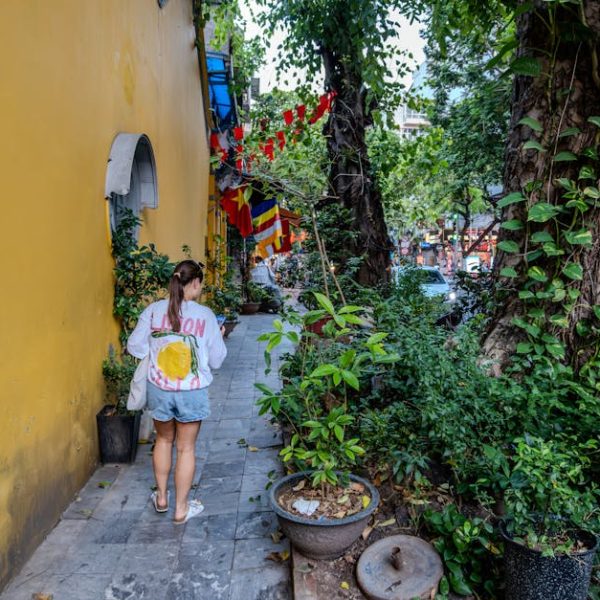 17 Stunning Invasive Plants That Could Overrun Your Garden